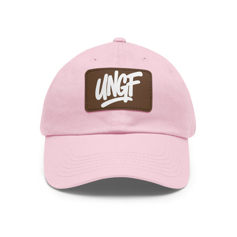 UG VIBES – Gorra negra de papá con parche de cuero UNGF