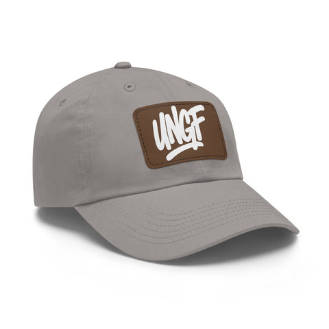 UG VIBES – Gorra negra de papá con parche de cuero UNGF
