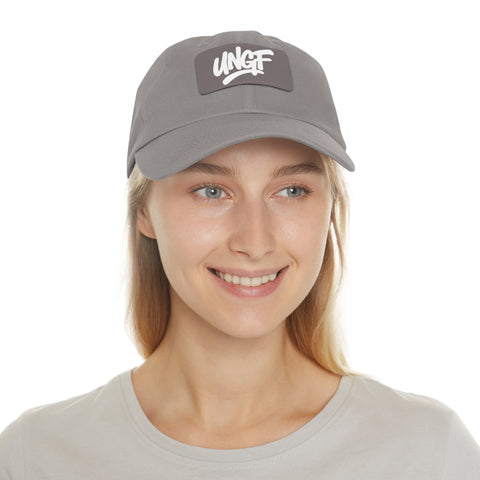 UG VIBES – Gorra negra de papá con parche de cuero UNGF