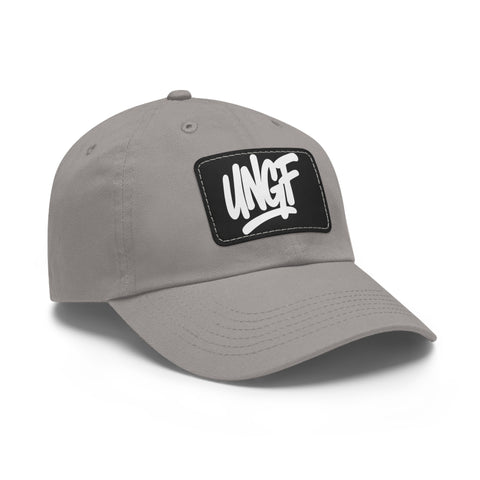UG VIBES – Gorra negra de papá con parche de cuero UNGF