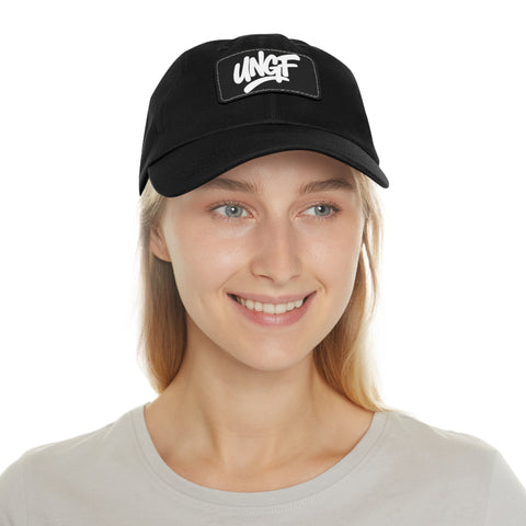 UG VIBES – Gorra negra de papá con parche de cuero UNGF